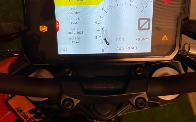 
								2020 KTM 390 Duke full									