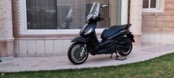 
										2016 Piaggio Beverly 350 (BV 350) full									