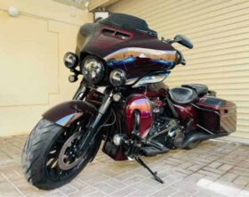 2019 Harley-Davidson CVO Street Glide 117 (FLHXSE)