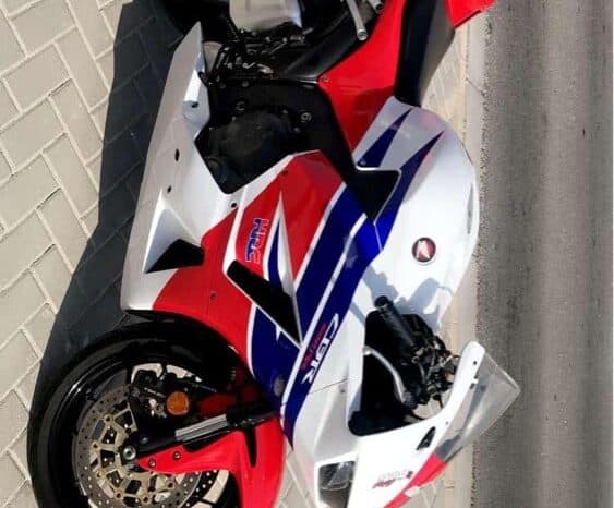 
								2014 Honda CBR600RR full									