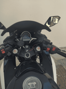 
										2011 Honda CBR250R full									