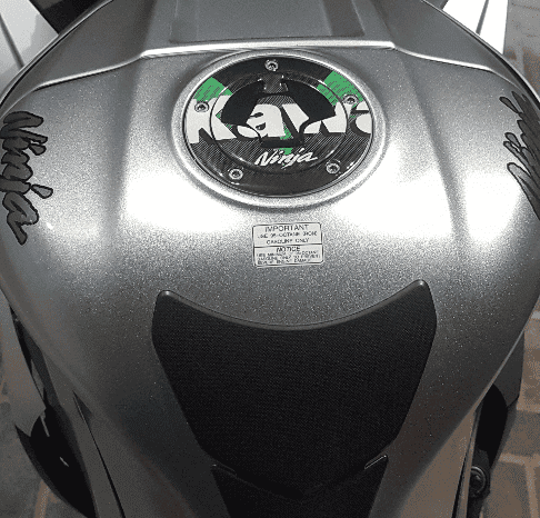 
								2018 Kawasaki Ninja ZX-10R full									