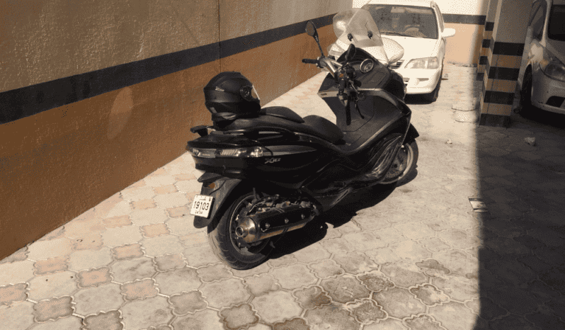 
								2014 Piaggio Beverly 250 full									