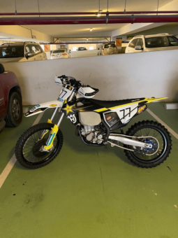 
										2021 Husqvarna FC 450 Rockstar Edition full									