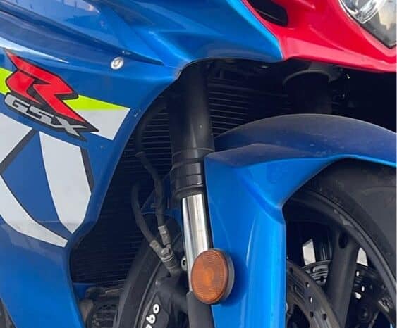 
								2016 Suzuki GSX-R1000 full									