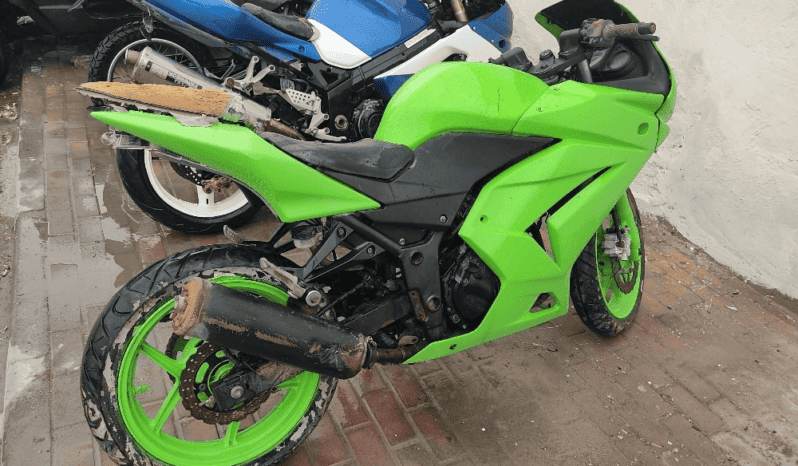 
								2014 Kawasaki Ninja 300 (EX300A) full									