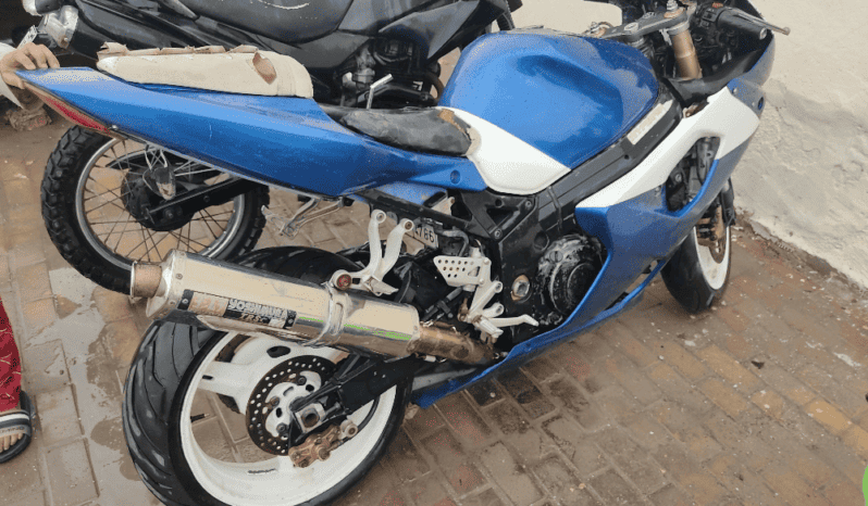 
								2003 Suzuki GSX-R1000 full									