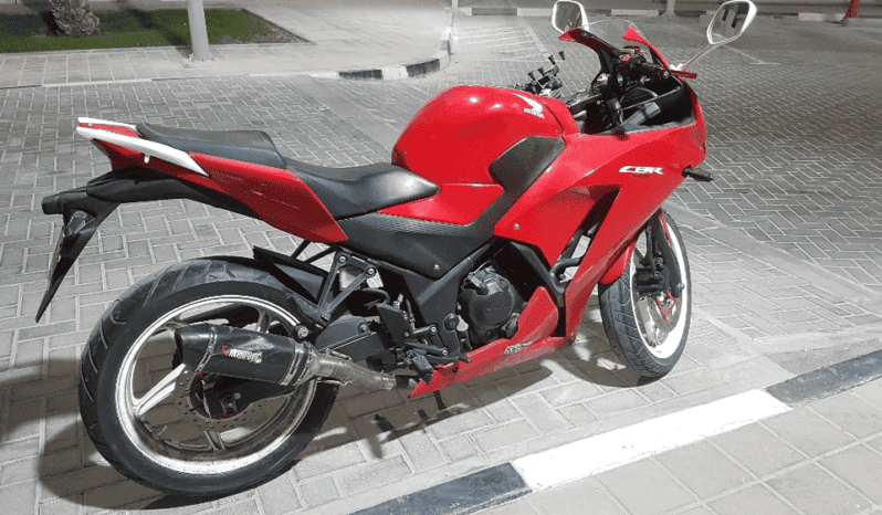 
								2014 Honda CBR300R full									