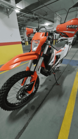 
										2020 KTM 690 Enduro R full									