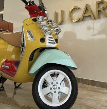 2020 Vespa GTS 300 Super Sport 300 HPE